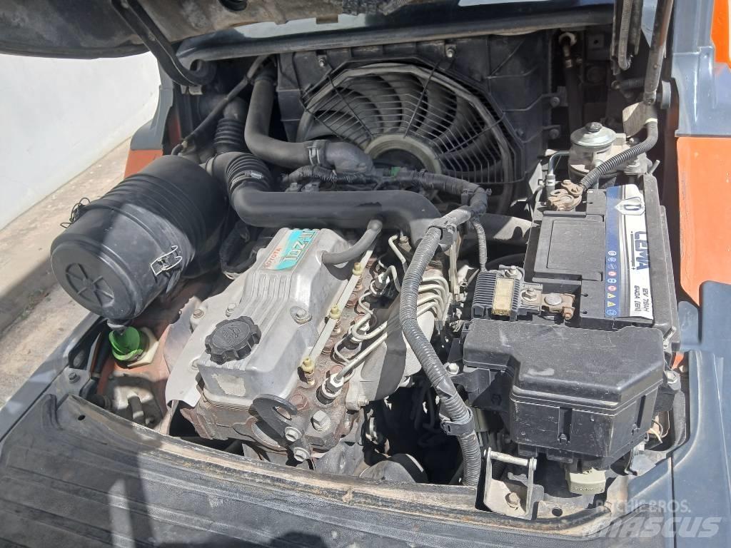 Toyota 02-8FDF25 Diesel trucks
