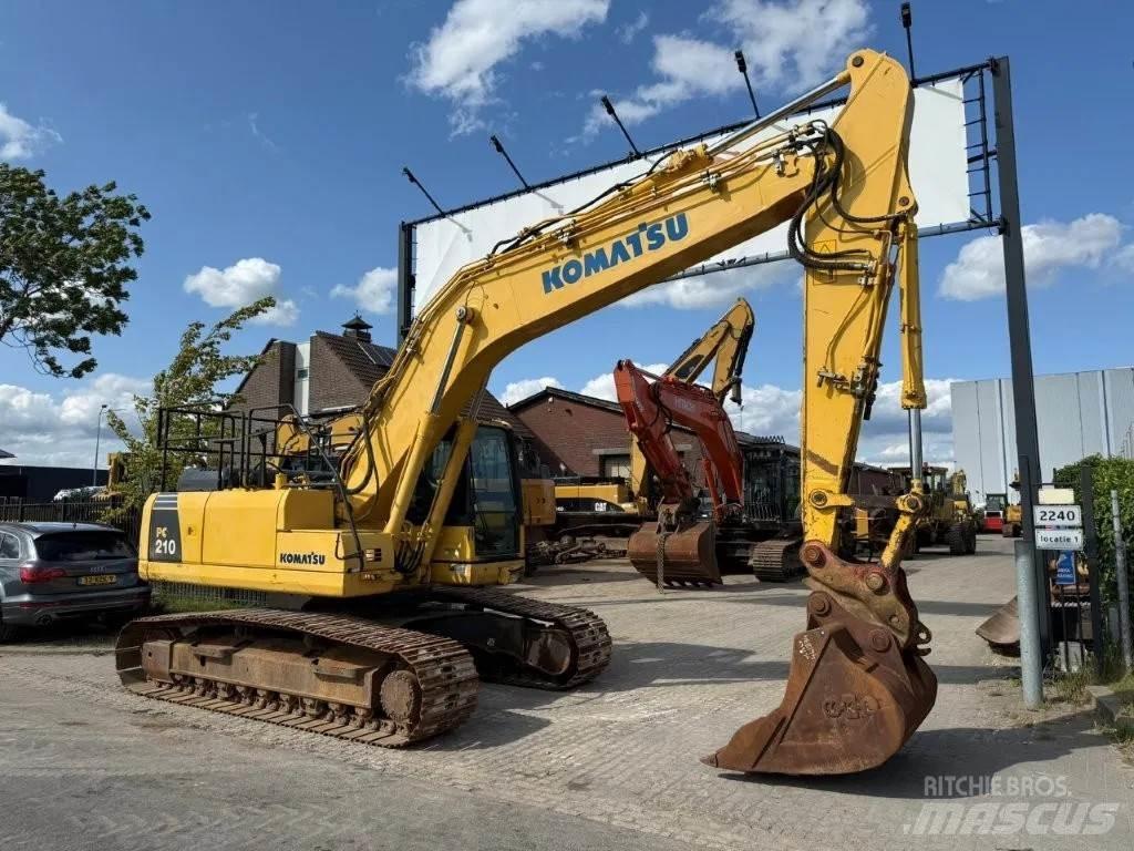 Komatsu PC210LC-8 Crawler excavators