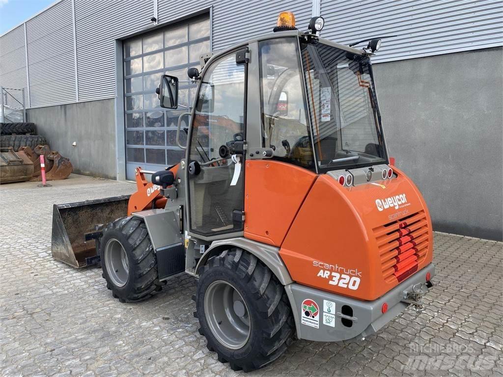 Weycor AR320 Cab Multi purpose loaders