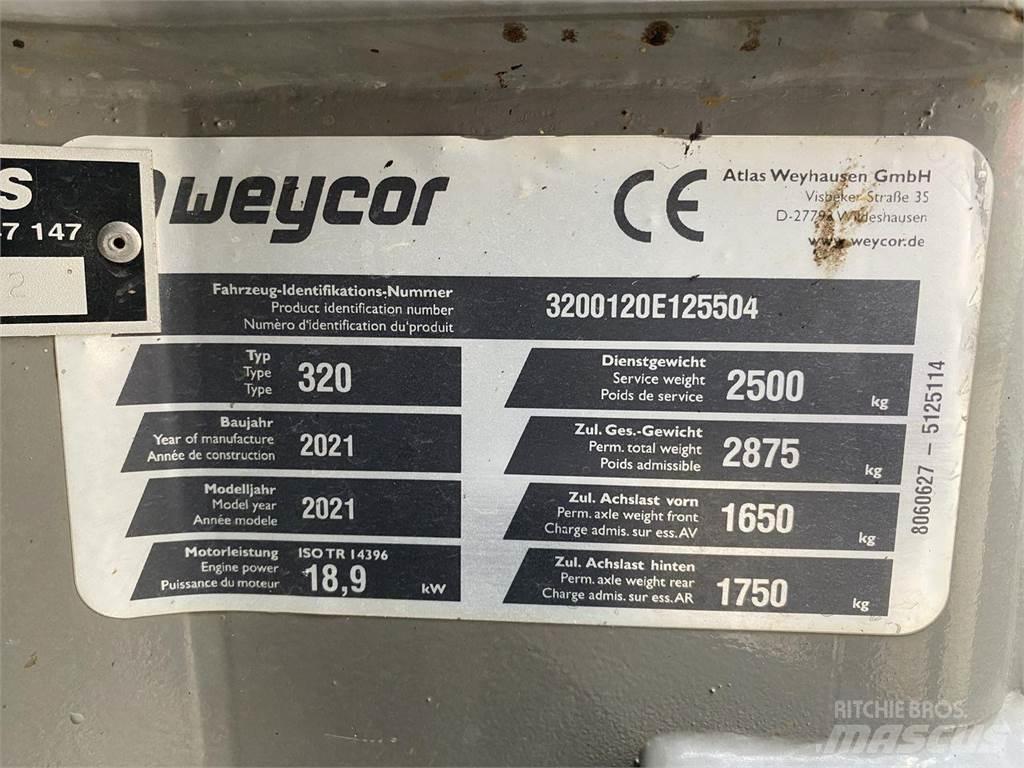 Weycor AR320 Cab Multi purpose loaders