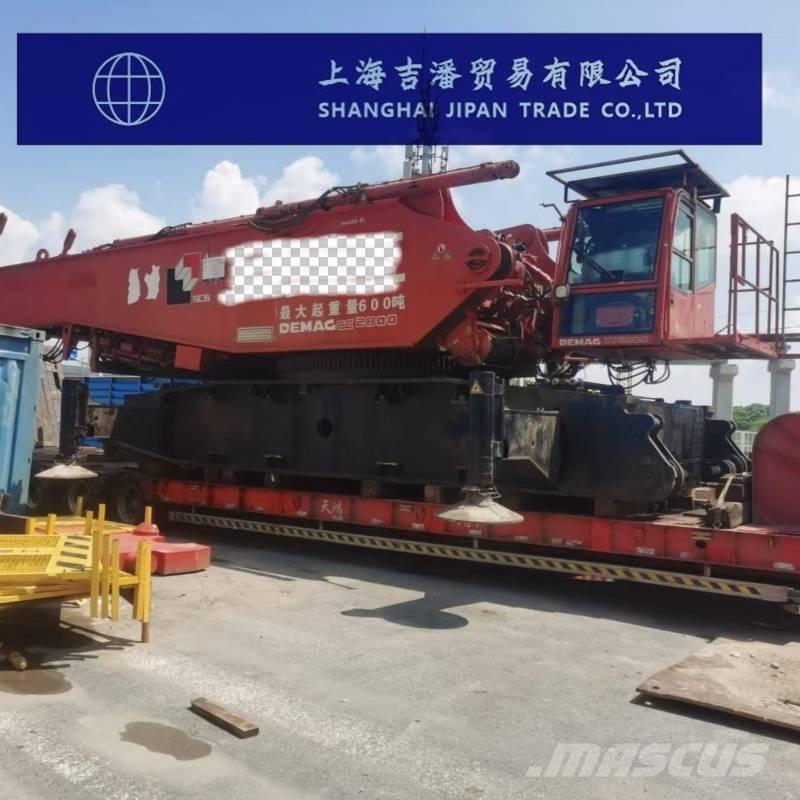 Demag CC 2800 Tracked cranes
