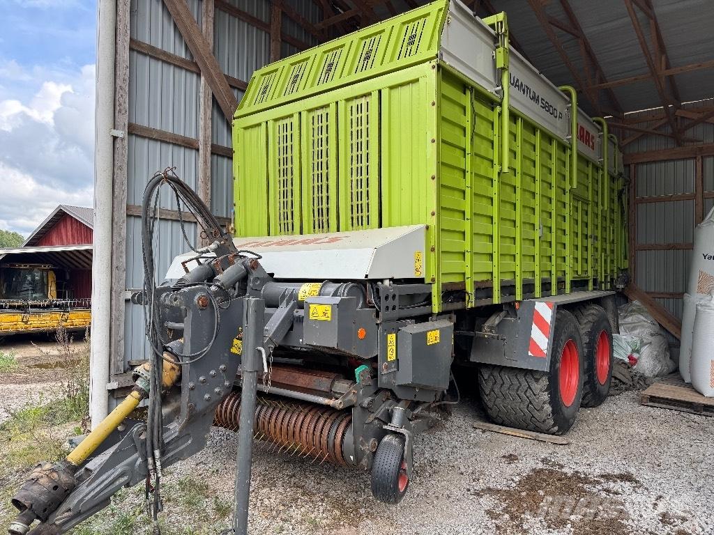 CLAAS Quantum 5800 P Self loading trailers
