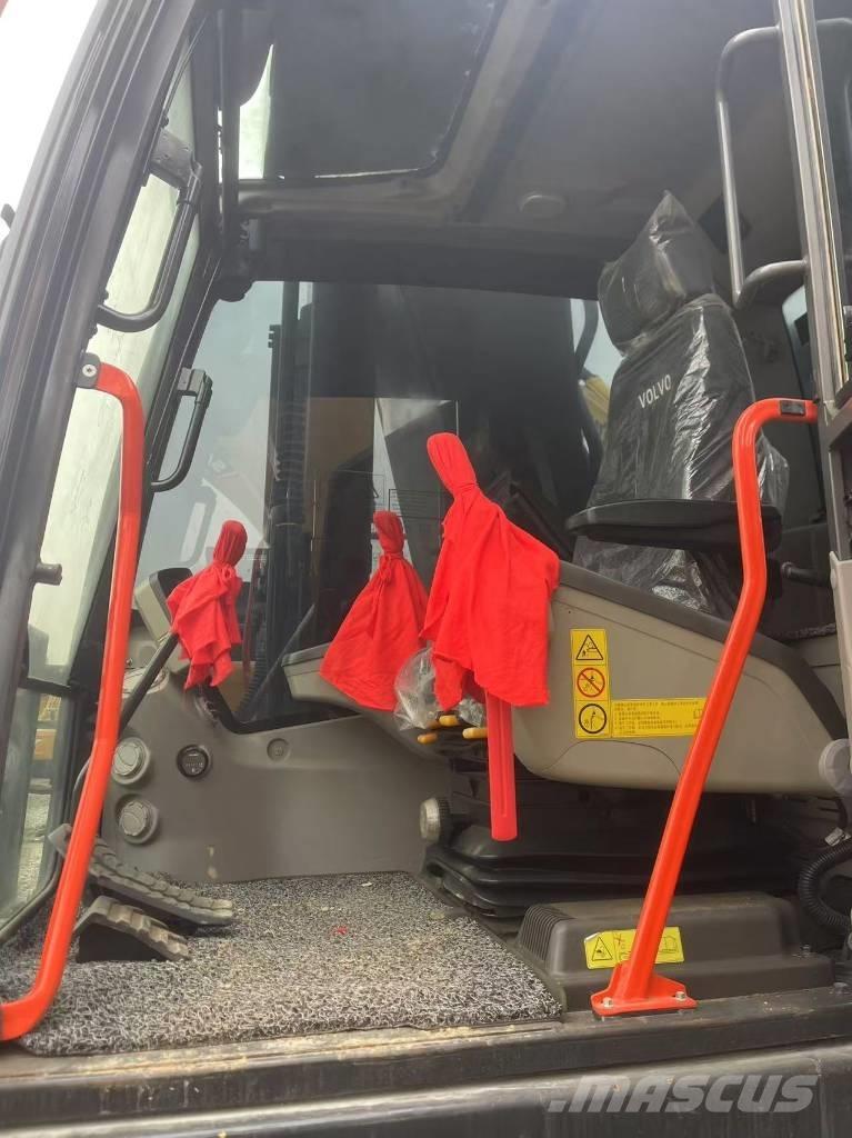 Volvo 350 Crawler excavators