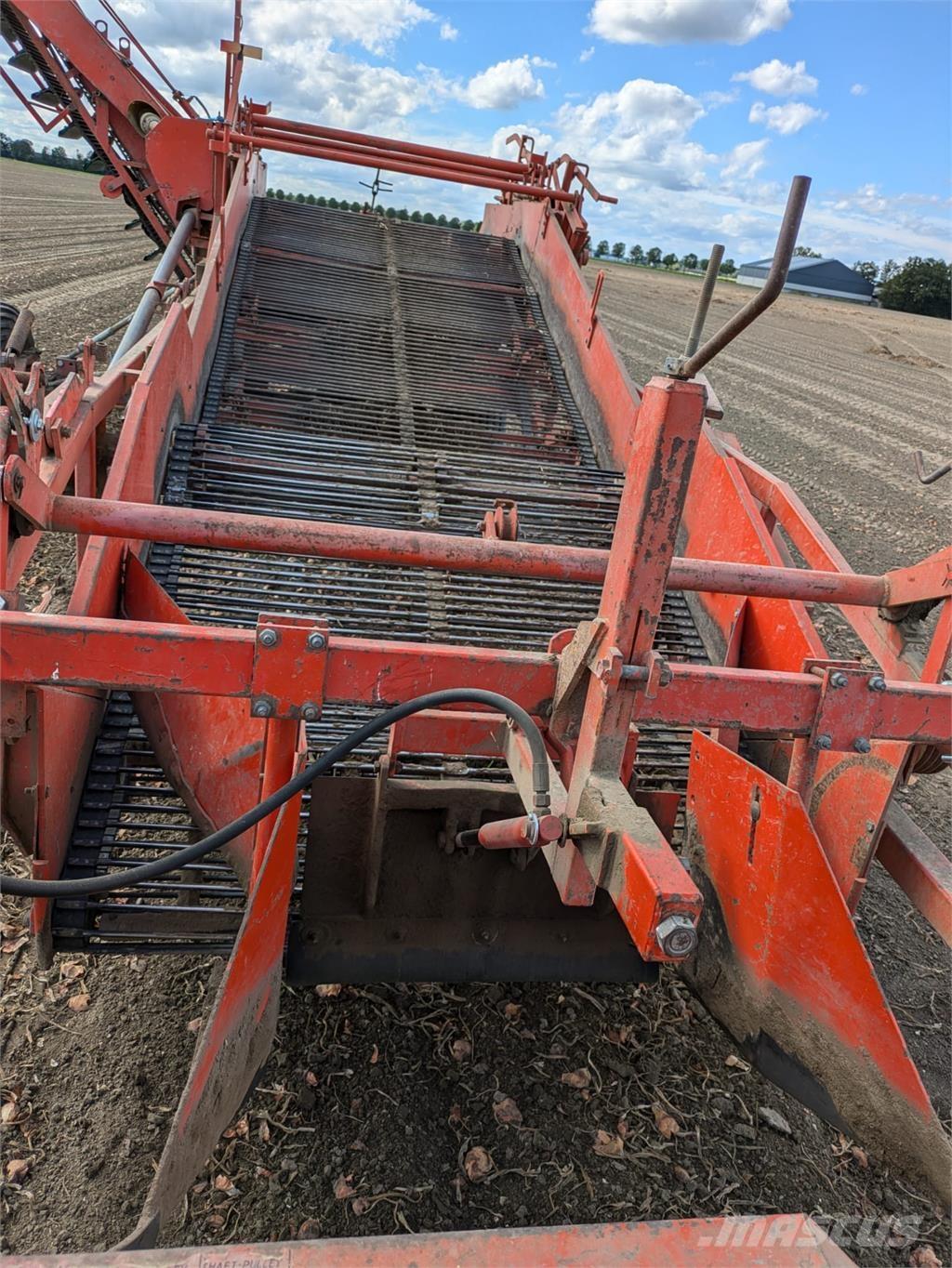Amac E2 uienlader Potato harvesters and diggers