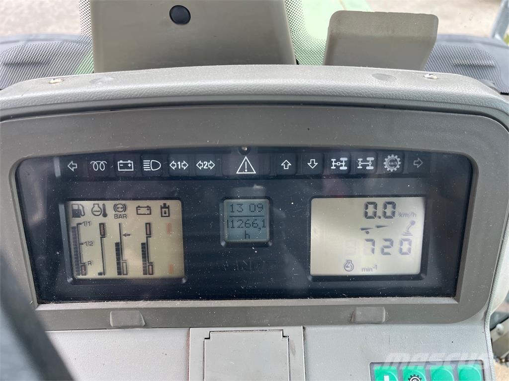 Fendt 411 VARIO Tractors