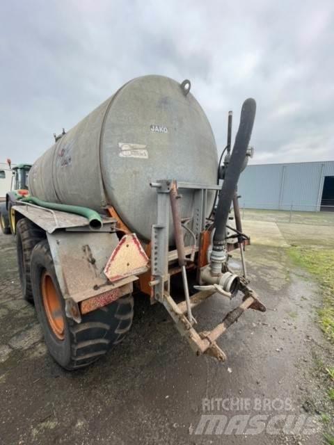 Jako 10000 Slurry tankers