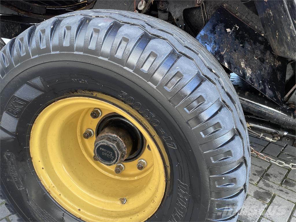 New Holland BB960 Square balers