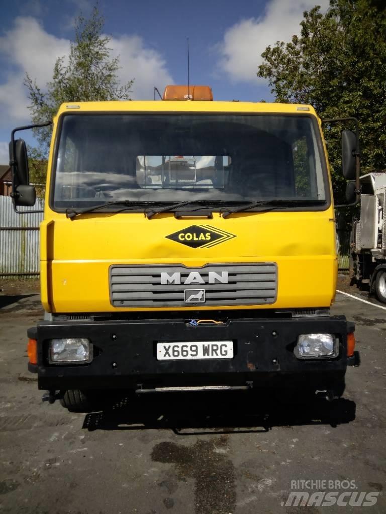 MAN Spray tanker Construction - Others