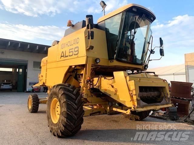 New Holland AL 59 Combine harvesters