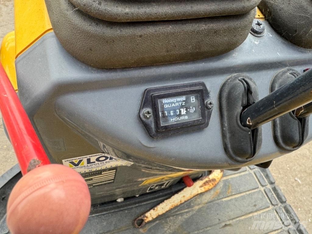 Yanmar SV08 (AH918) Mini excavators < 7t (Mini diggers)