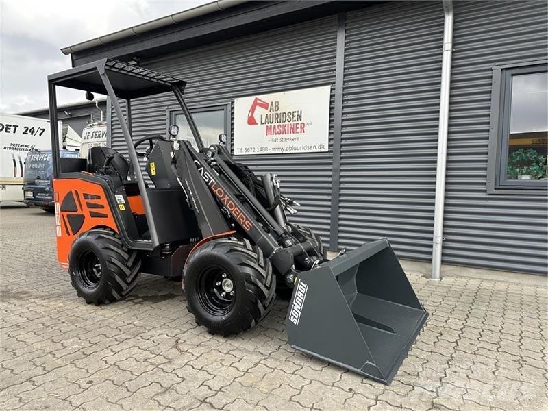 Cast 825 D Mini loaders