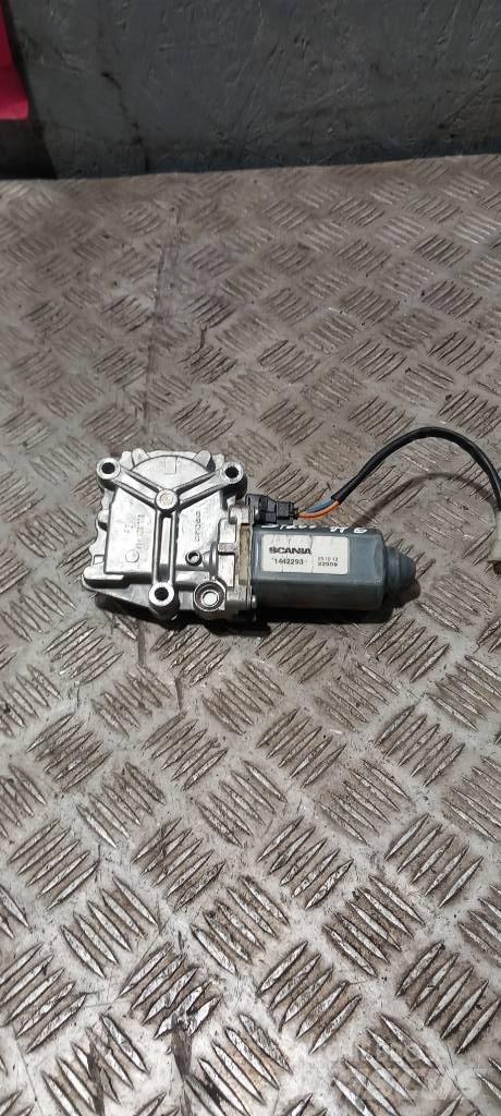 Scania R 440.   1442293 Electronics