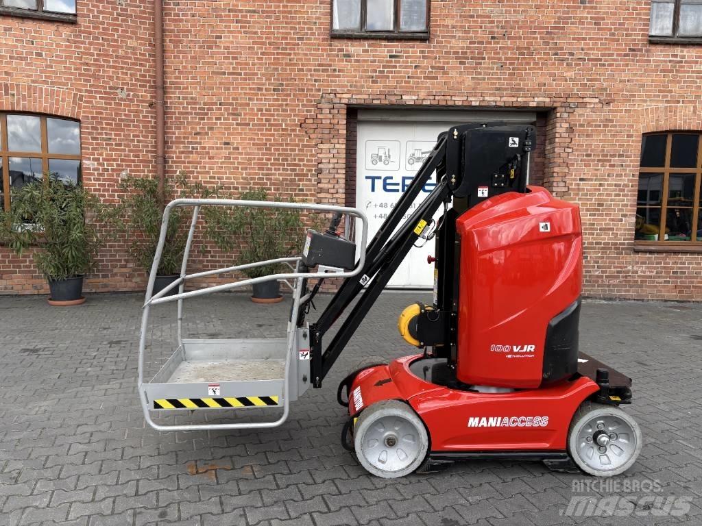 Manitou 100 VJR Vertical mast lifts