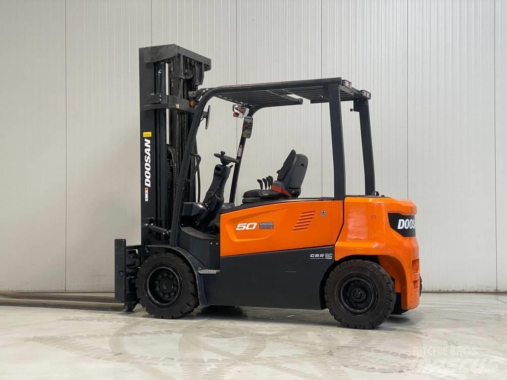 Doosan B50XC-7 Electric forklift trucks