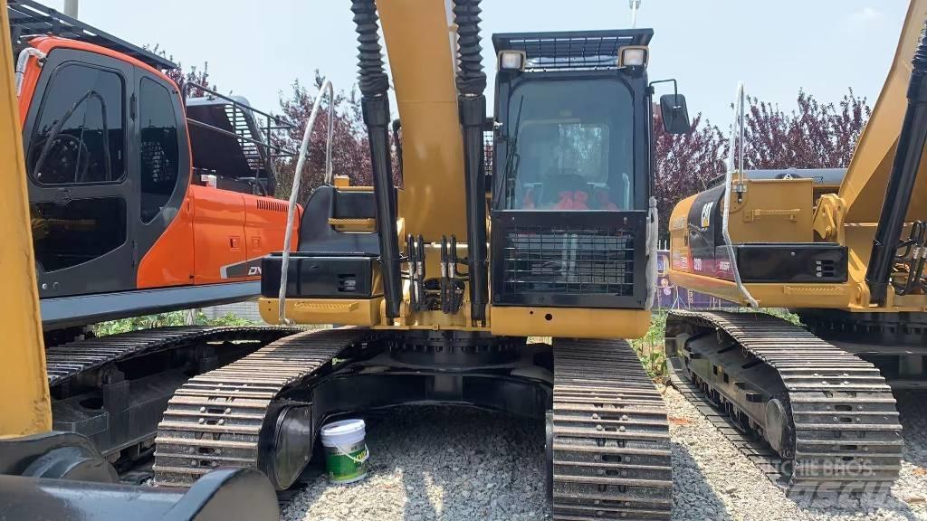 CAT 320 Crawler excavators