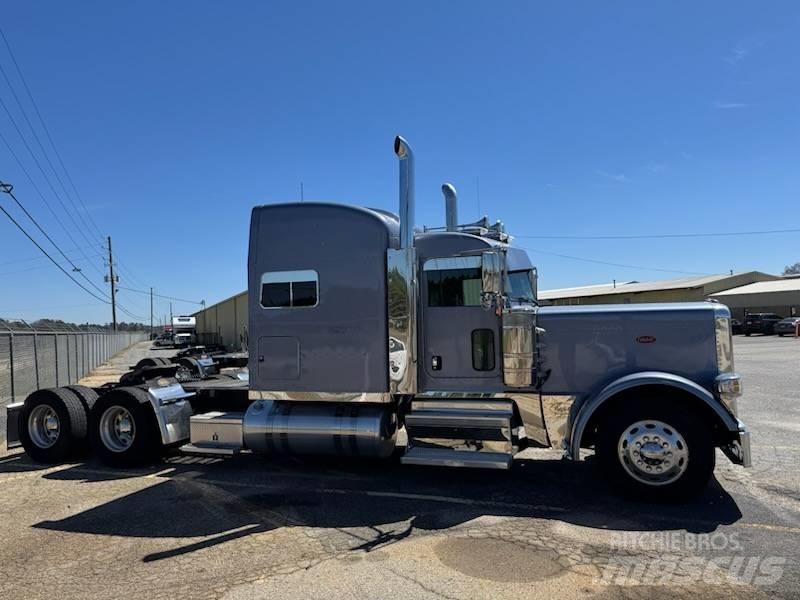 Peterbilt 389 Tractor Units