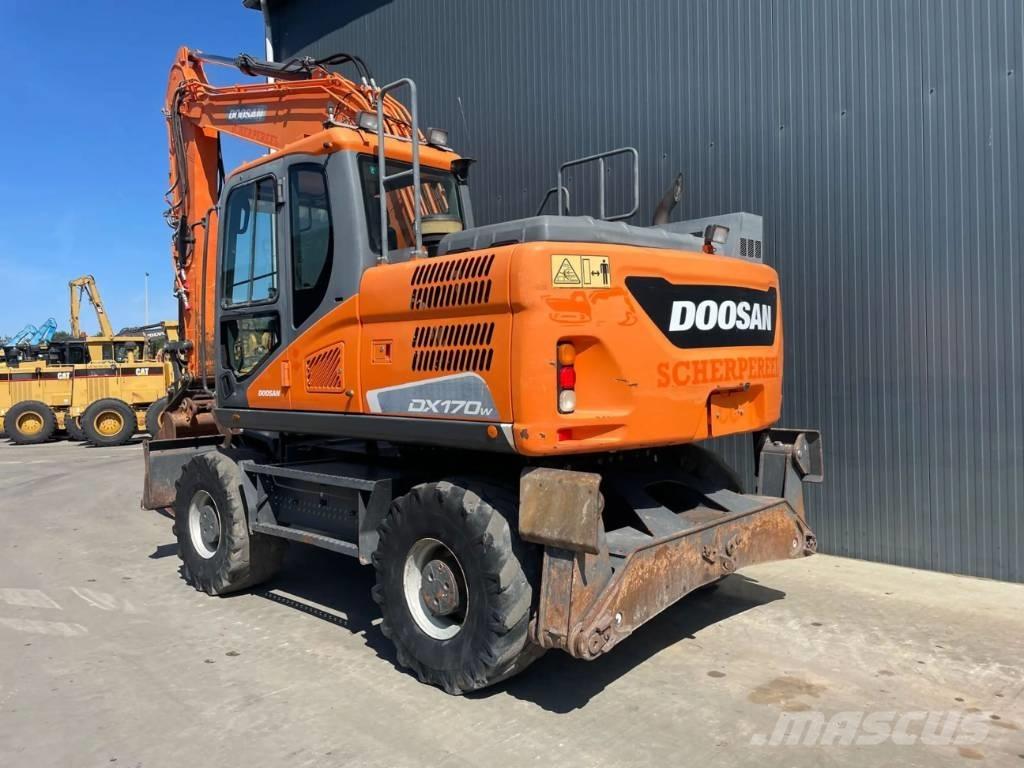 Doosan DX170W-5 Wheeled excavators