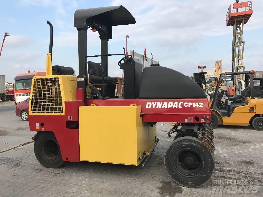 Dynapac CP 142 Pneumatic tired rollers