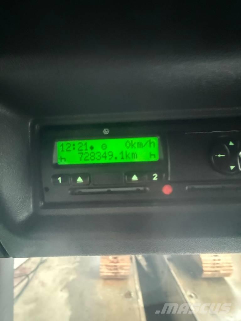 Scania P 380 Curtainsider trucks