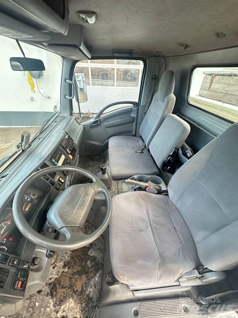Isuzu N2R 75 D Tipper trucks