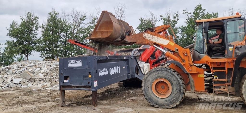 Sandvik QA 441 Screeners