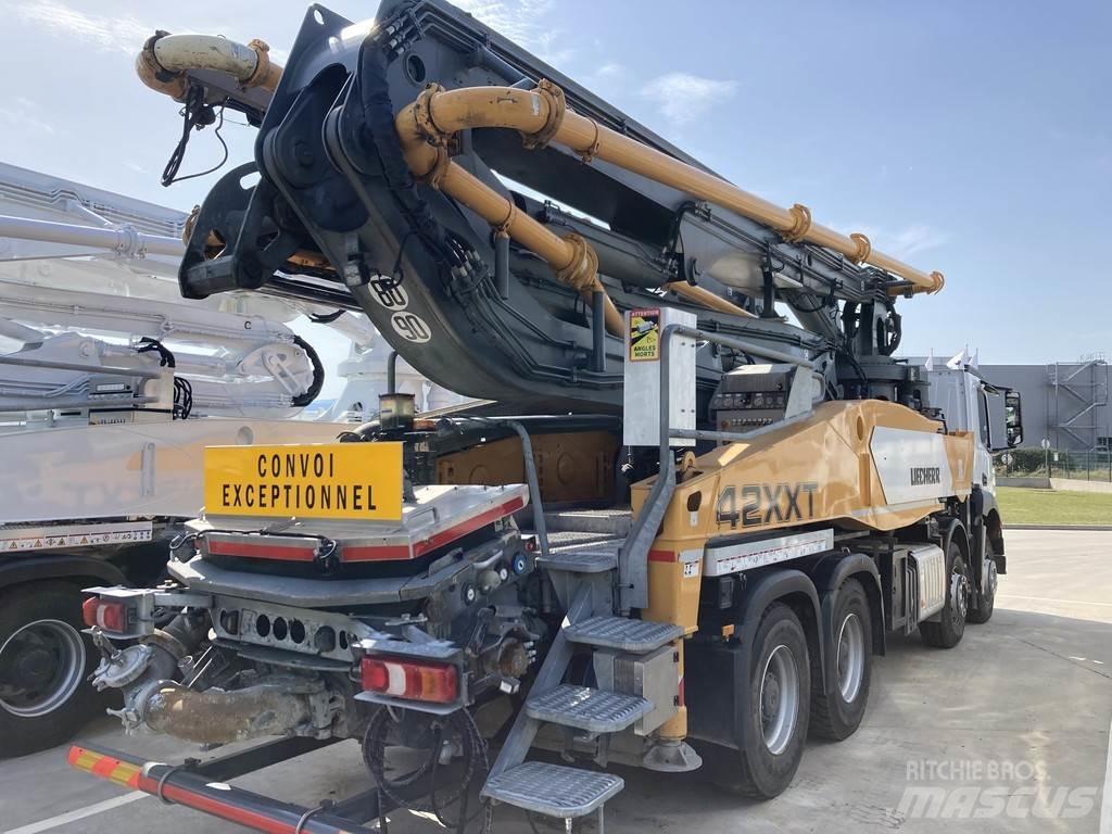 Liebherr THP 42 Concrete pump trucks