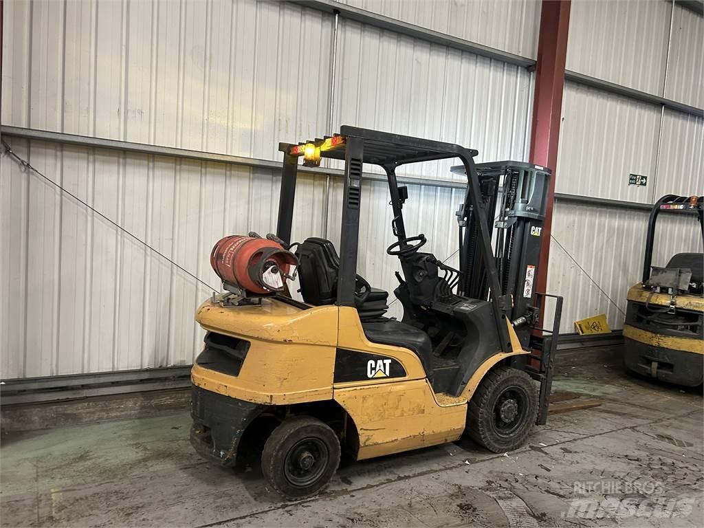 CAT GP25NT LPG trucks