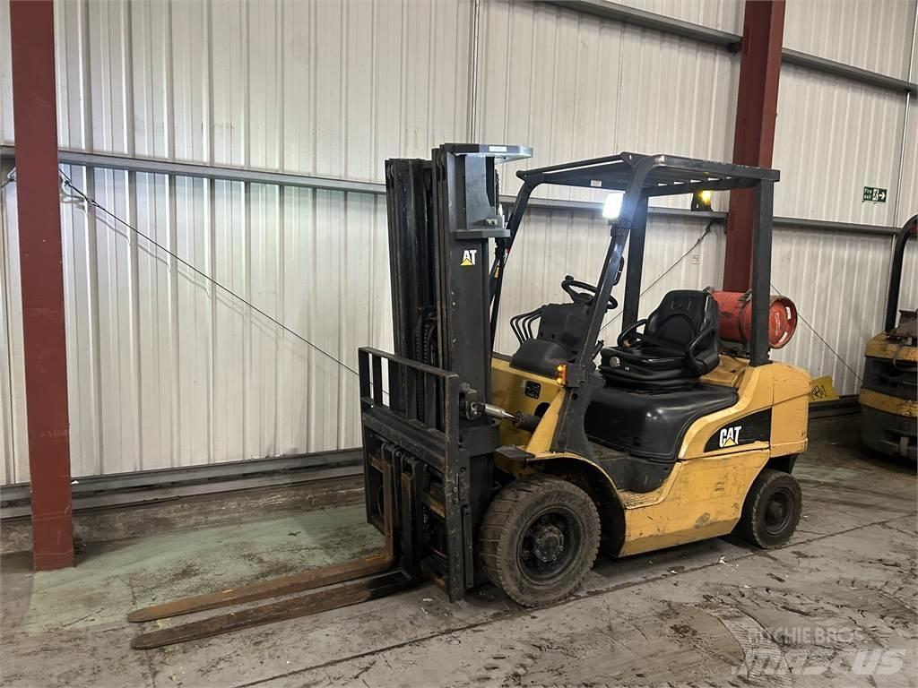 CAT GP25NT LPG trucks