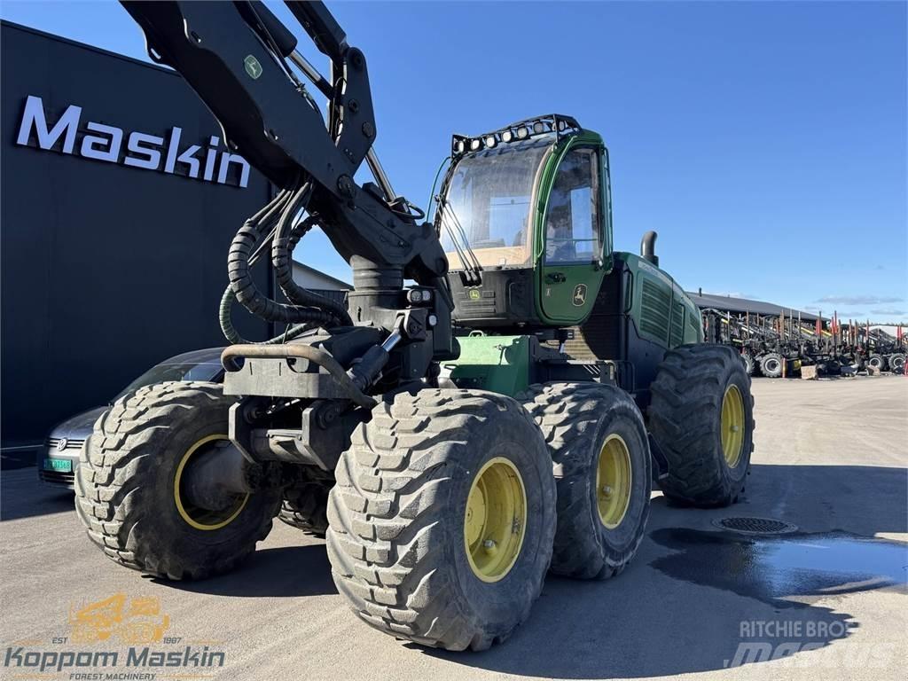 John Deere 1470G Harvesters