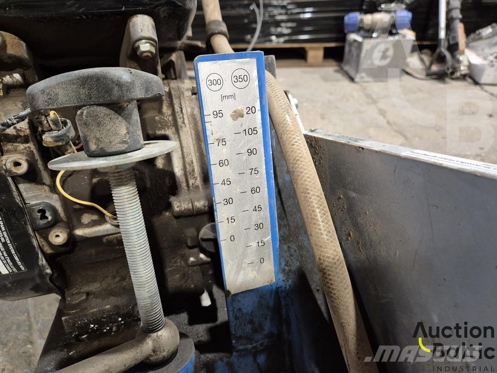 Weber SM57/2 Hd Construction - Others