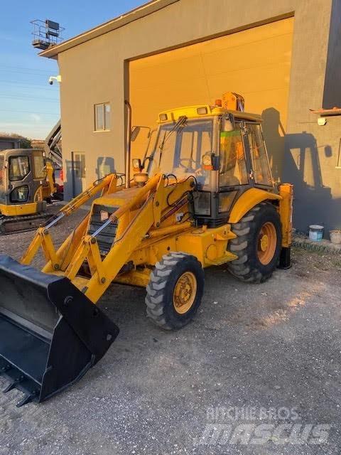JCB 3 CX Backhoe loaders