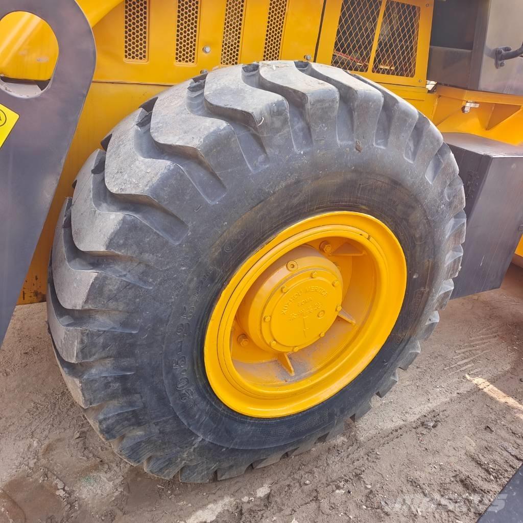 XCMG XS 203 J Single drum rollers