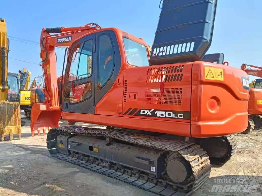 Doosan DX150 Midi excavators  7t - 12t