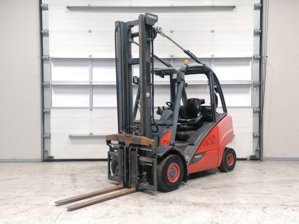 Linde H30D-02 Diesel trucks
