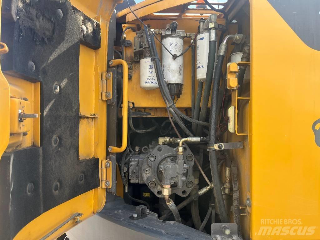 Volvo ECR 235 DL Crawler excavators