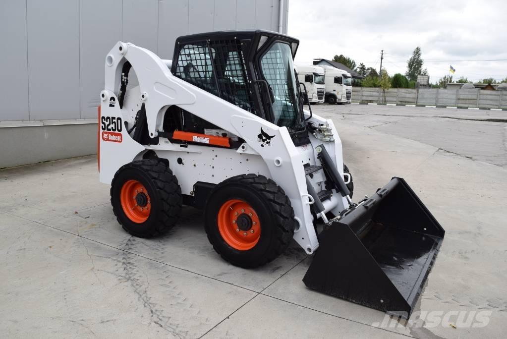 Bobcat S 250 Skid steer loaders