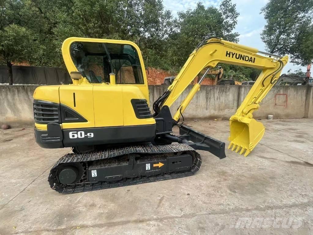 Hyundai R60-9 Crawler excavators
