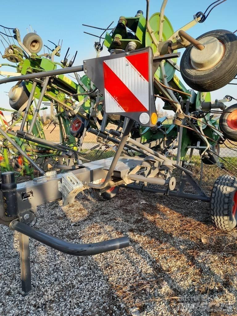 Fendt Twister 901T Rakes and tedders