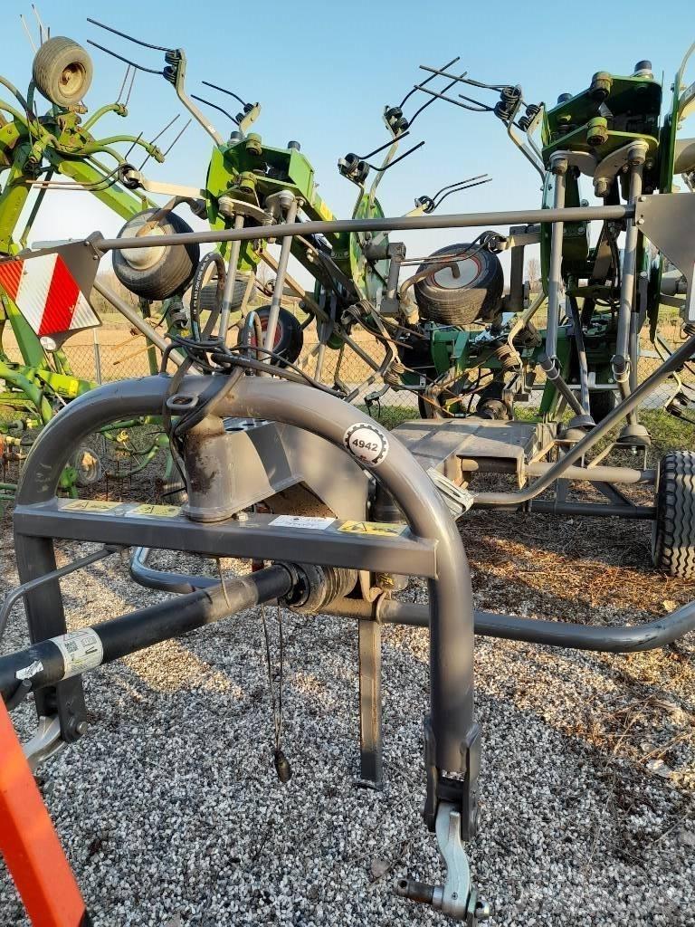 Fendt Twister 901T Rakes and tedders
