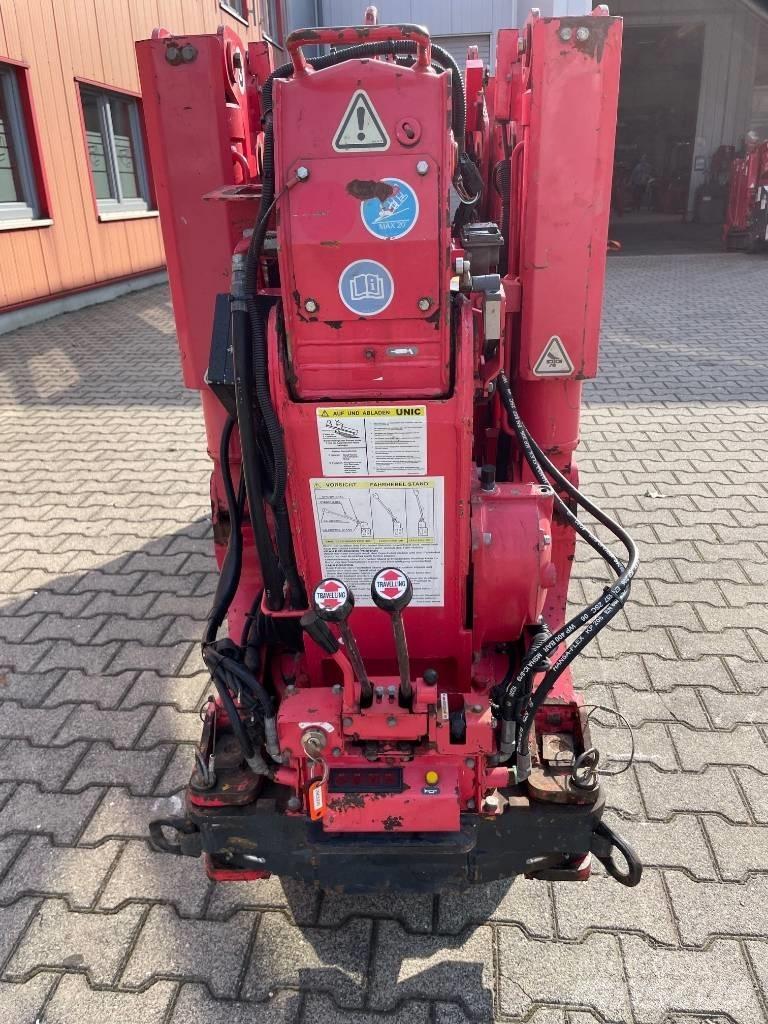 Unic URW 295 Tracked cranes