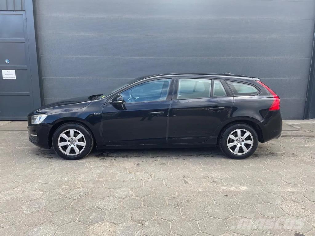 Volvo V60 . Cars