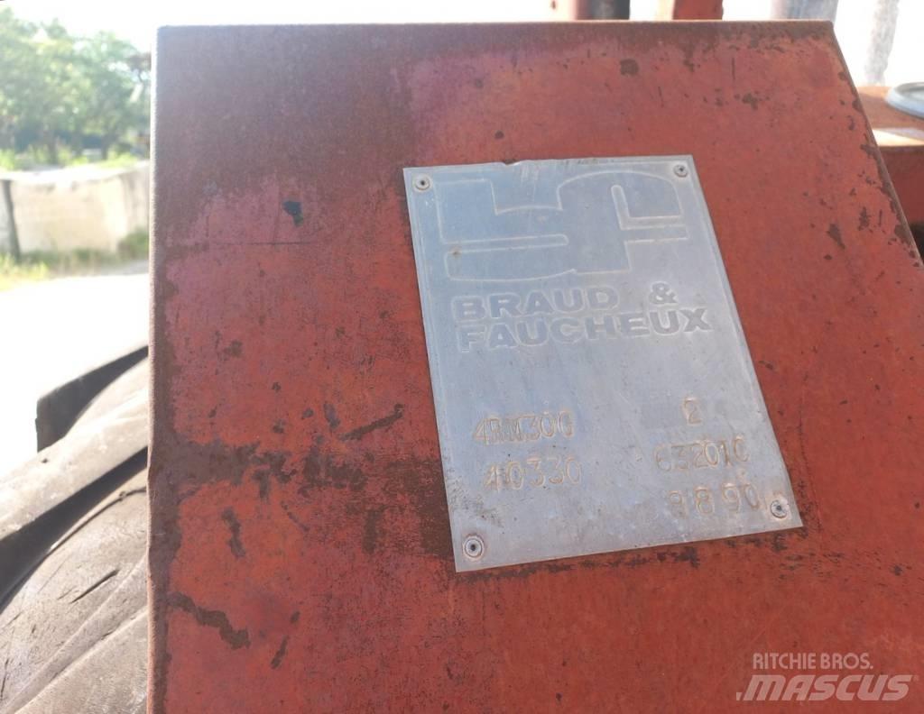 Manitou 4RM30G Diesel trucks