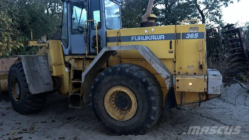 Furukawa 365 Booms and arms