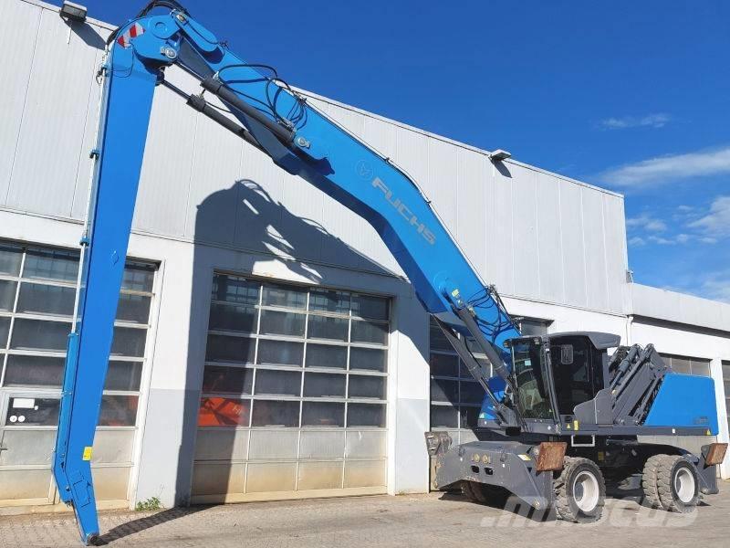 Fuchs MHL 360 F Waste / industry handlers