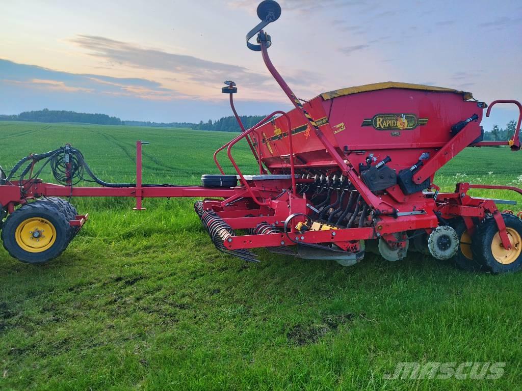 Väderstad Rapid400C Drills