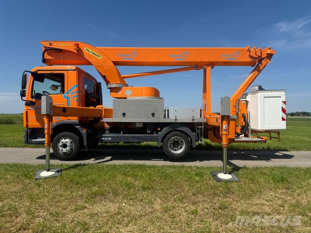 Palfinger P 300 KS Truck & Van mounted aerial platforms