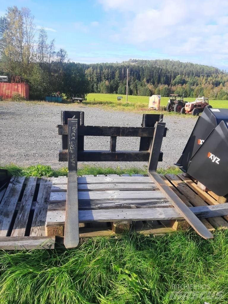  Pallgafflar CAT 906 Forks