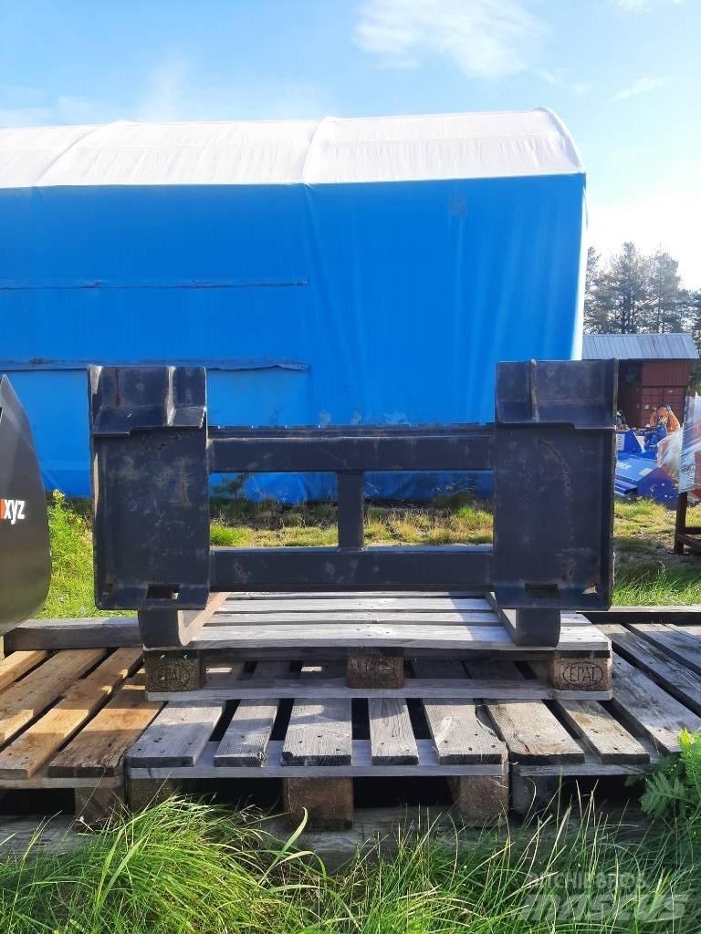  Pallgafflar CAT 906 Forks