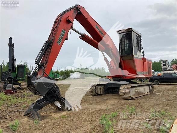 Madill 3800B Knuckleboom loaders