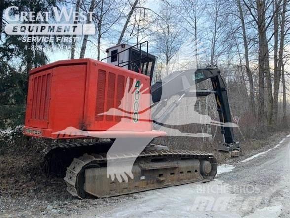Madill 4000 Knuckleboom loaders